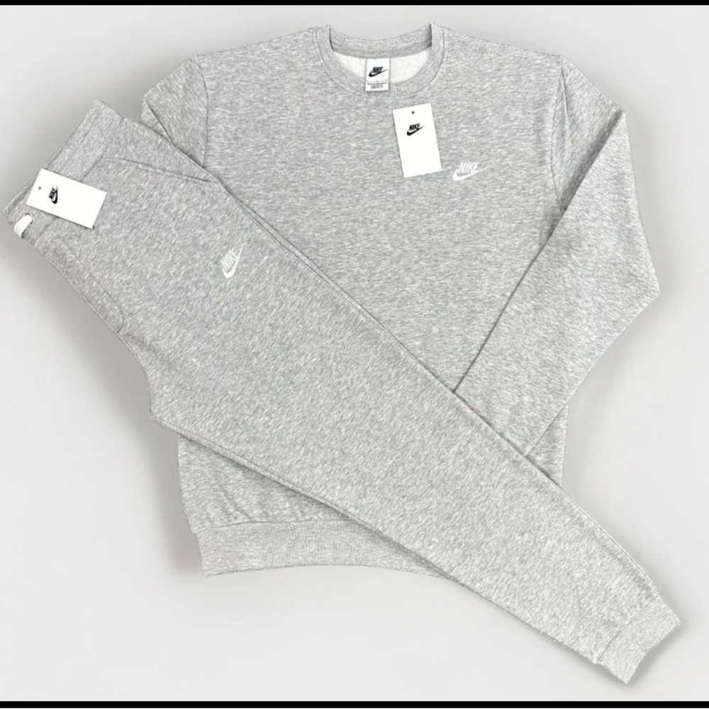 NWT Men’s Nike Cotton Fleece Sweater/Jogger Pant Set - Gray